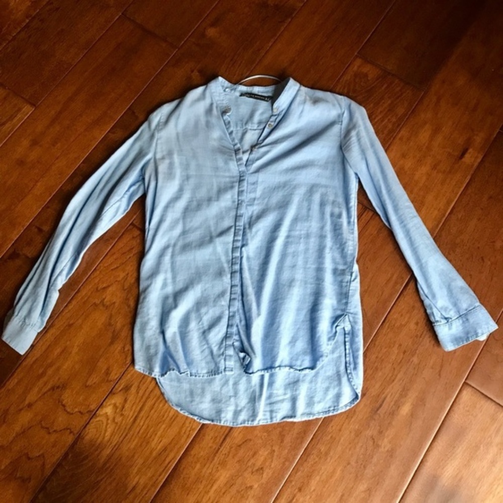 Zara Blue Button Up  S